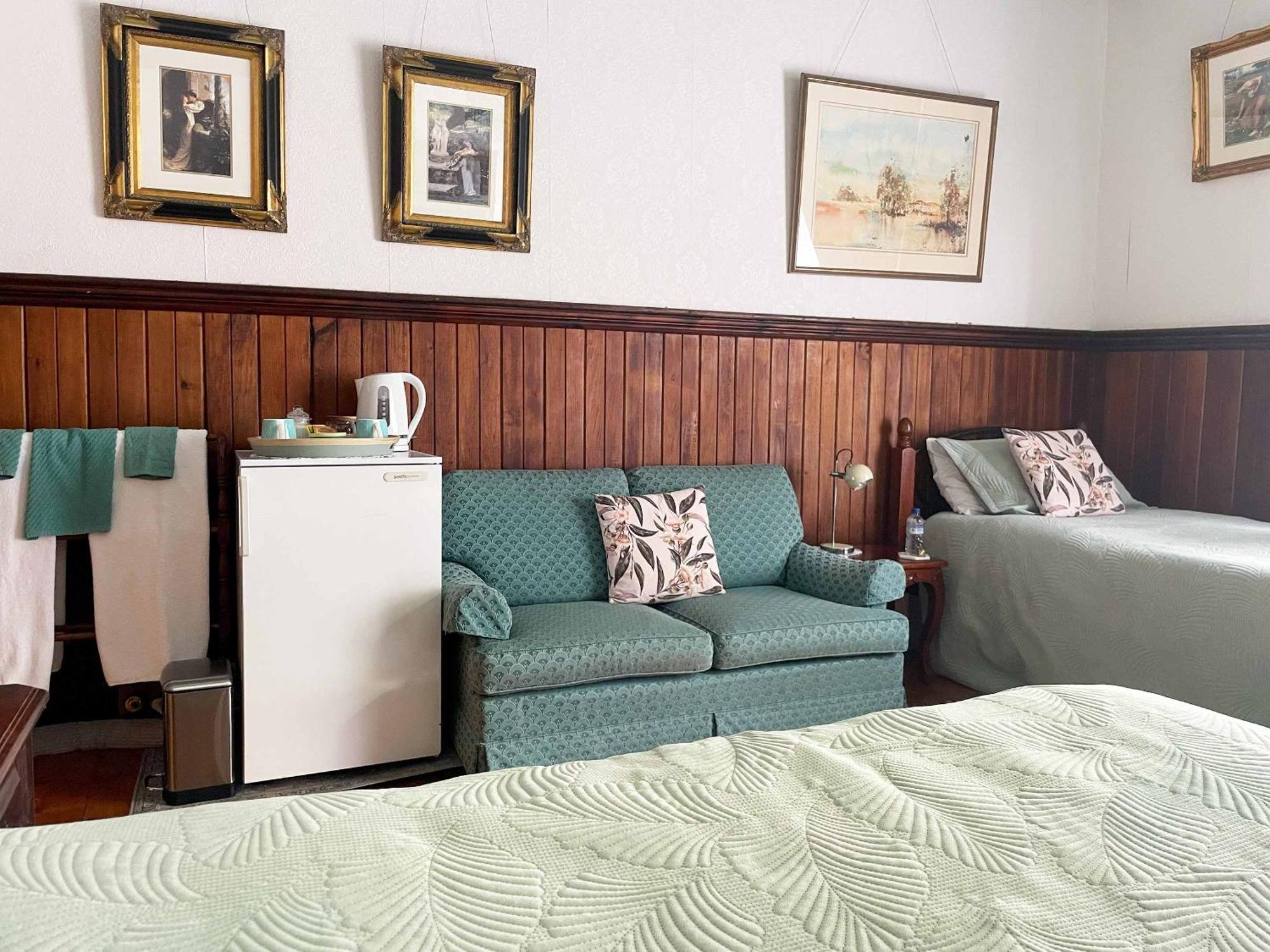 Stony Rise Cottage B&B Devonport Ngoại thất bức ảnh